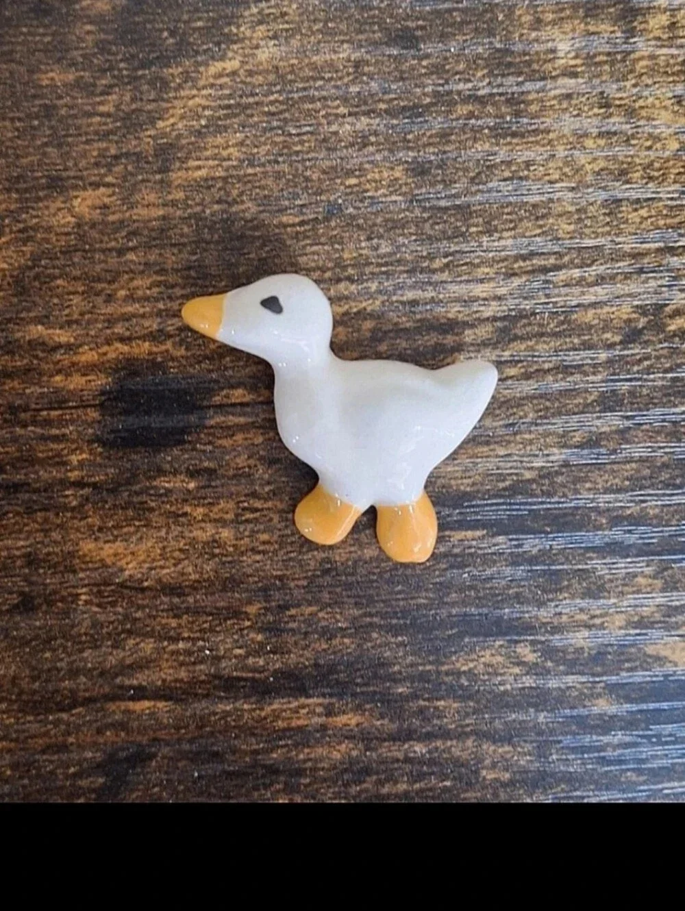 1990s Ceramic Duck Pin/Brooch.